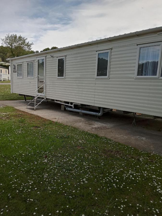 Exclusive 3 Bedroom Caravan, Sleeps 8 People At Parkdean Newquay Holiday Park, Cornwall, Uk מראה חיצוני תמונה